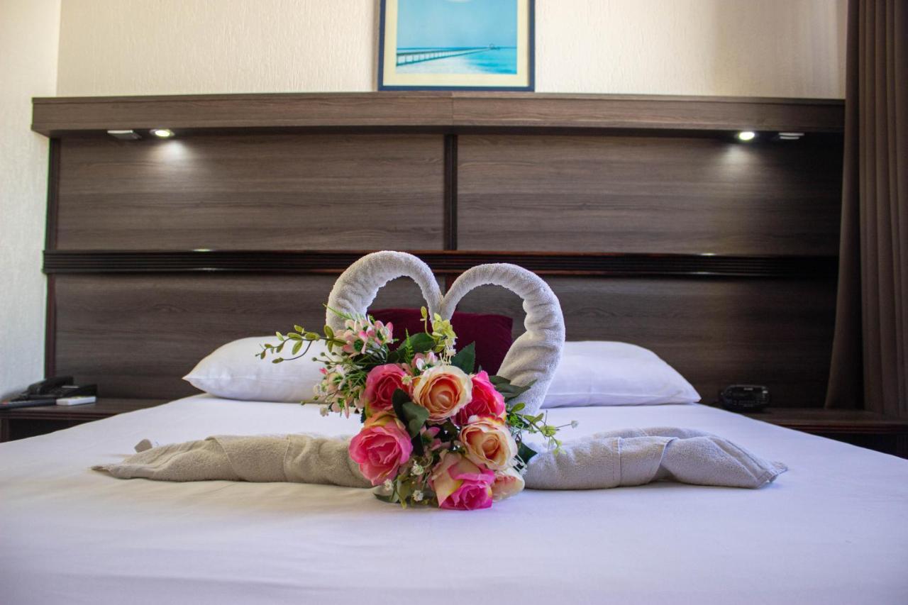 Hotel Le Paris Noumea Esterno foto